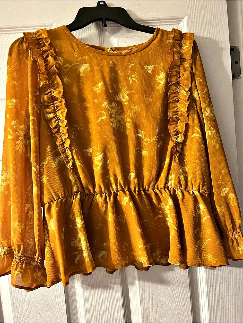 Madewell Ruffle-Shoulder Peplum Top in Tonal Botanical Large